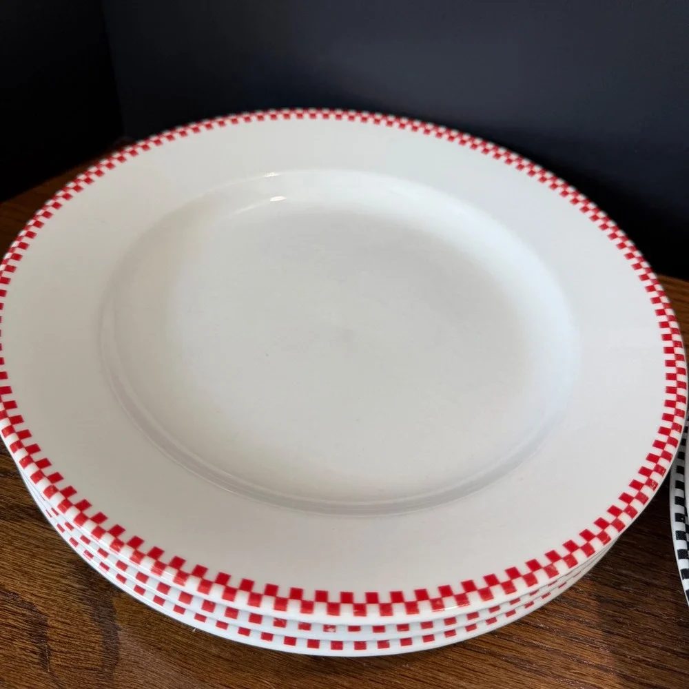 Oneida Crown Rego Checkered Dinner‎ Plates  Red Black Diner Retro 6pc